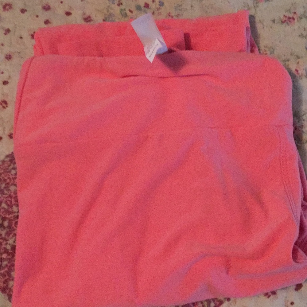 NWOT lularoe bubblegum pink tall and curvy legging